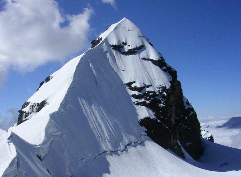 Trekkers viewing mountains in the Andes